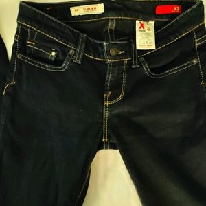 Express dark blue women size 2 jeans in excellent